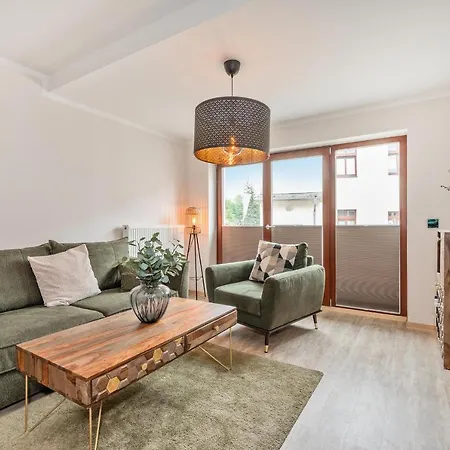 Haus Lamora 05 Апартаменты *