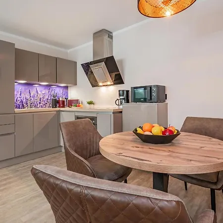 Haus Lamora 05 Апартаменты Херингсдорф